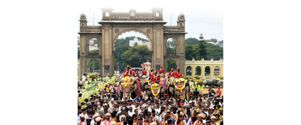 Grand welcome to Dasara Jumbos at Palace
