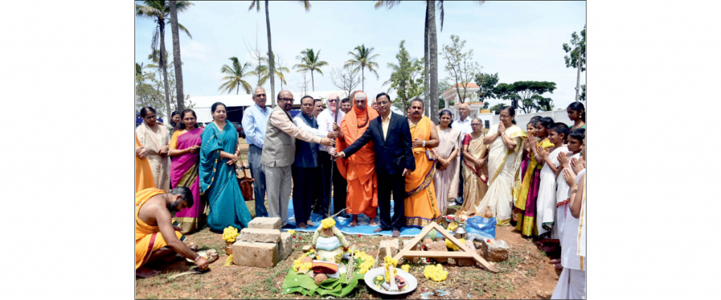 Suttur Seer lays foundation for Bhavan’s Vidya Mandir at Yelwal