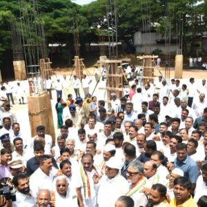 Former CM inspects construction of new block at Congress Bhavan