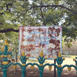 Eyesore near Palace