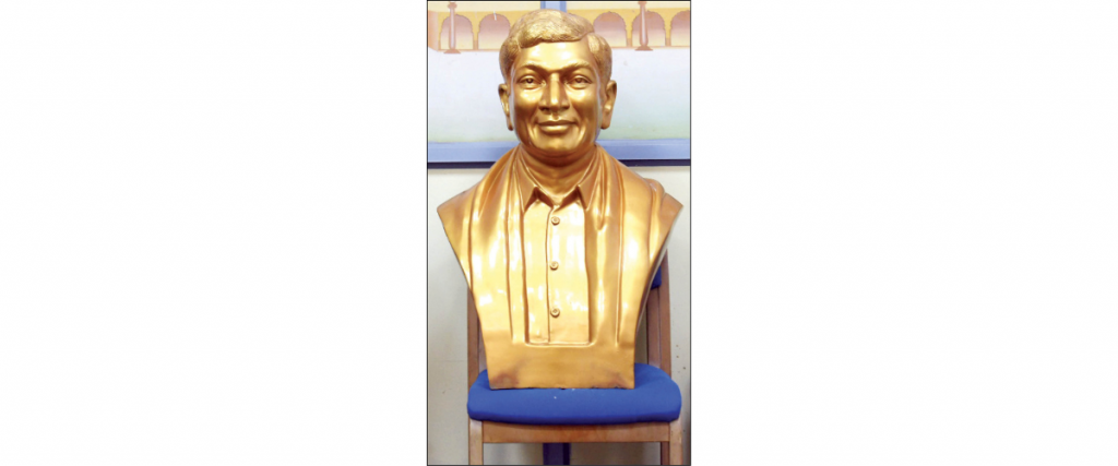 Dr. Rajkumar bust to be restored at original site
