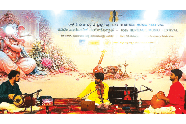 Vid. Keshav Mohankumar performs at 8th Cross Ganesha Pandal