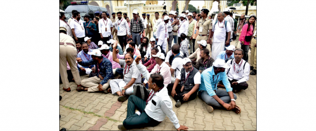 Cops deny journalists’ Palace entry despite valid passes