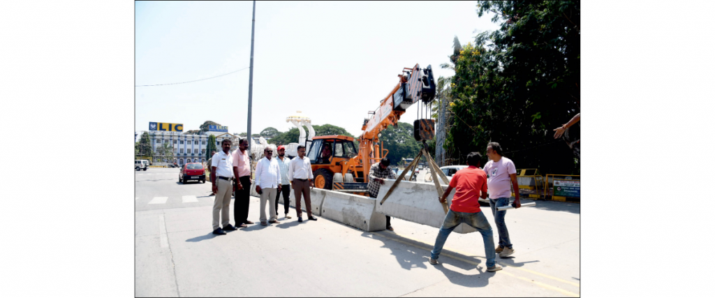 Safety concerns, black spots: MCC installs medians for Rs. 90 lakh on three roads