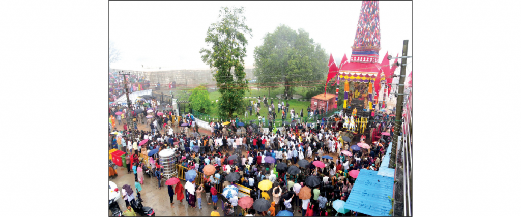 Chamundeshwari Rathotsava held atop Chamundi Hill