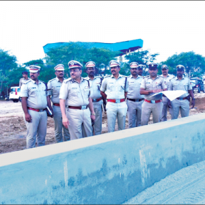DG&IGP reviews Dasara security