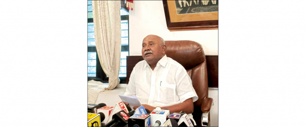 Remarks against Royal Family: Dr. Yathindra following in father’s footsteps: AHV