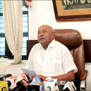 Remarks against Royal Family: Dr. Yathindra following in father’s footsteps: AHV