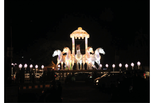 Krishnarjuna Chariot replica at Millennium Circle