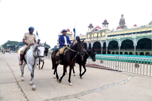 MCC Administrator Nitesh Patil’s maiden ride on horse back