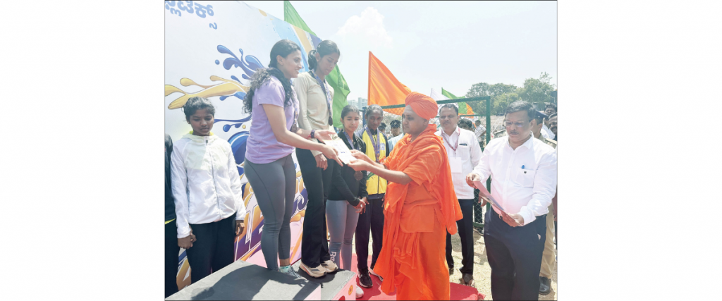 Swamiji boosts sporting spirit