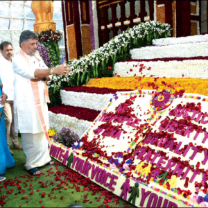 Dasara Flower Show beckons visitors
